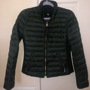 Dark green color,brand Zara,with zipper on the pockets, very comfortable to wear